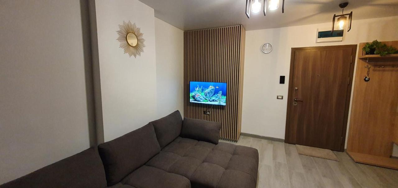 Helin Apartament By Alezzi N10 Navodari Exterior photo